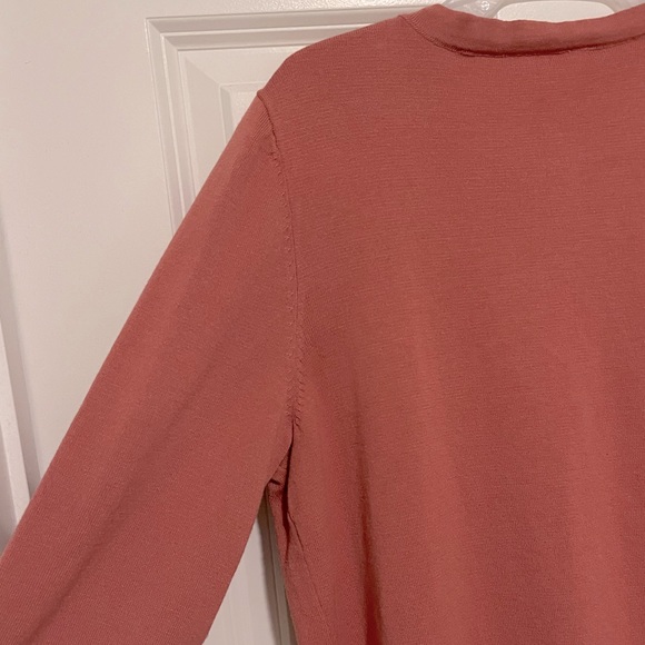Time and Tru Crewneck Long-Sleeved Cardigan. Salmon, Size L (12-14). - Picture 4 of 4